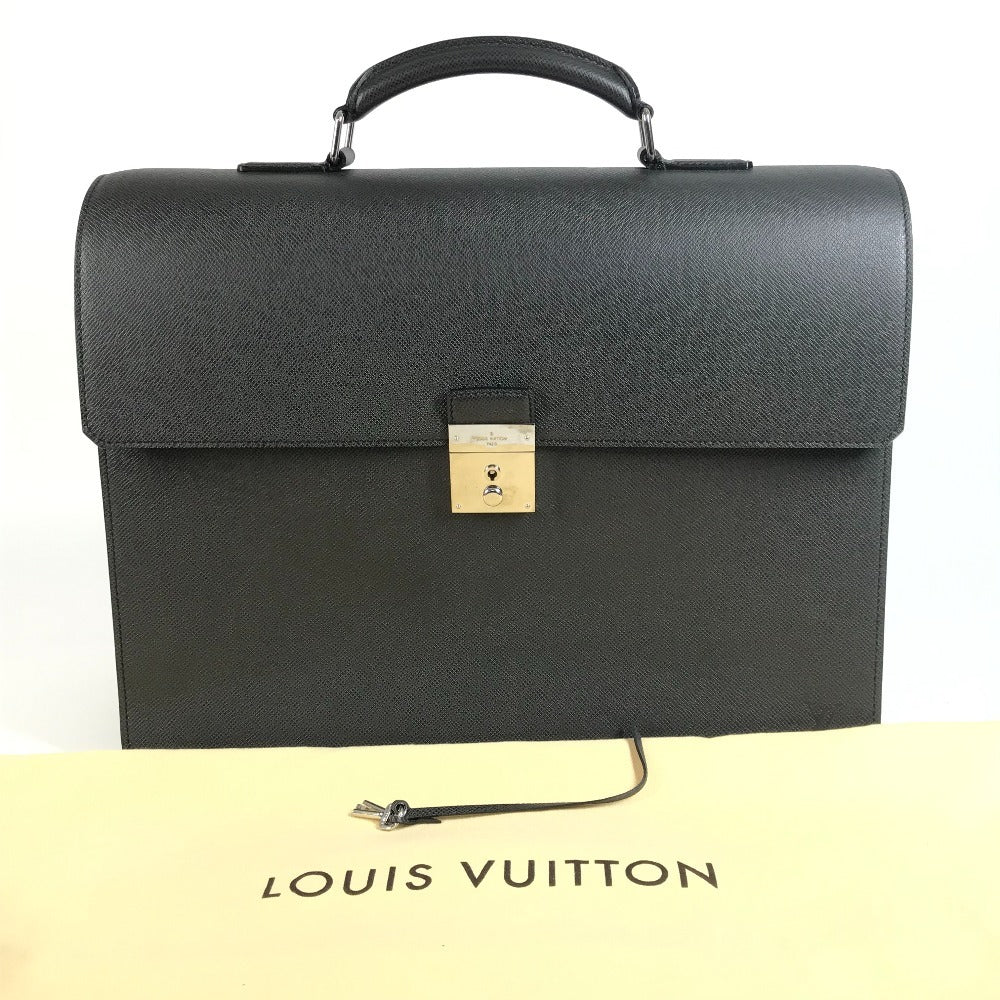 LOUIS VUITTON M32742 Taiga Neo Robusto 3 นีโอ โรบัสโต 3 กระเป๋าถือ กระเป๋าเอกสาร กระเป๋าธุรกิจ หนังไทก้า ผู้ชาย สี Ardoise (ดำ)