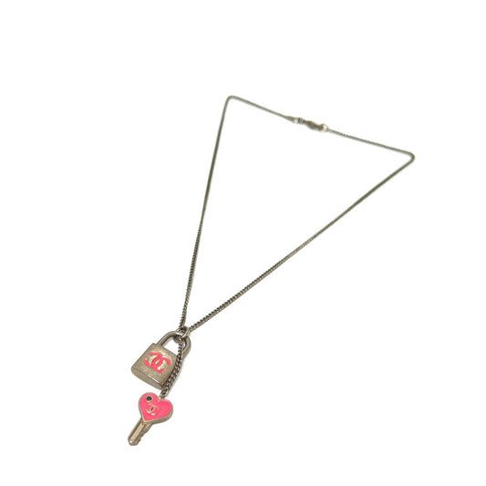 CHANEL 07P ココマーク 南京錠 カデナ ハートキー チェーン アクセサリー ネックレス メタル レディース シルバー