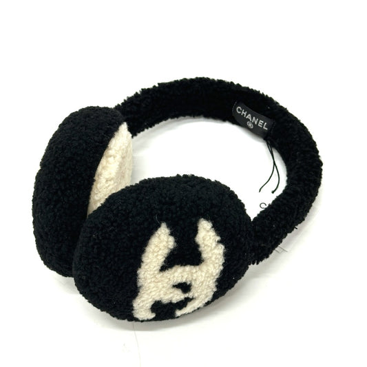 CHANEL 25B Big Coco CC Mark Bicolor Earmuff fur Black/White Used