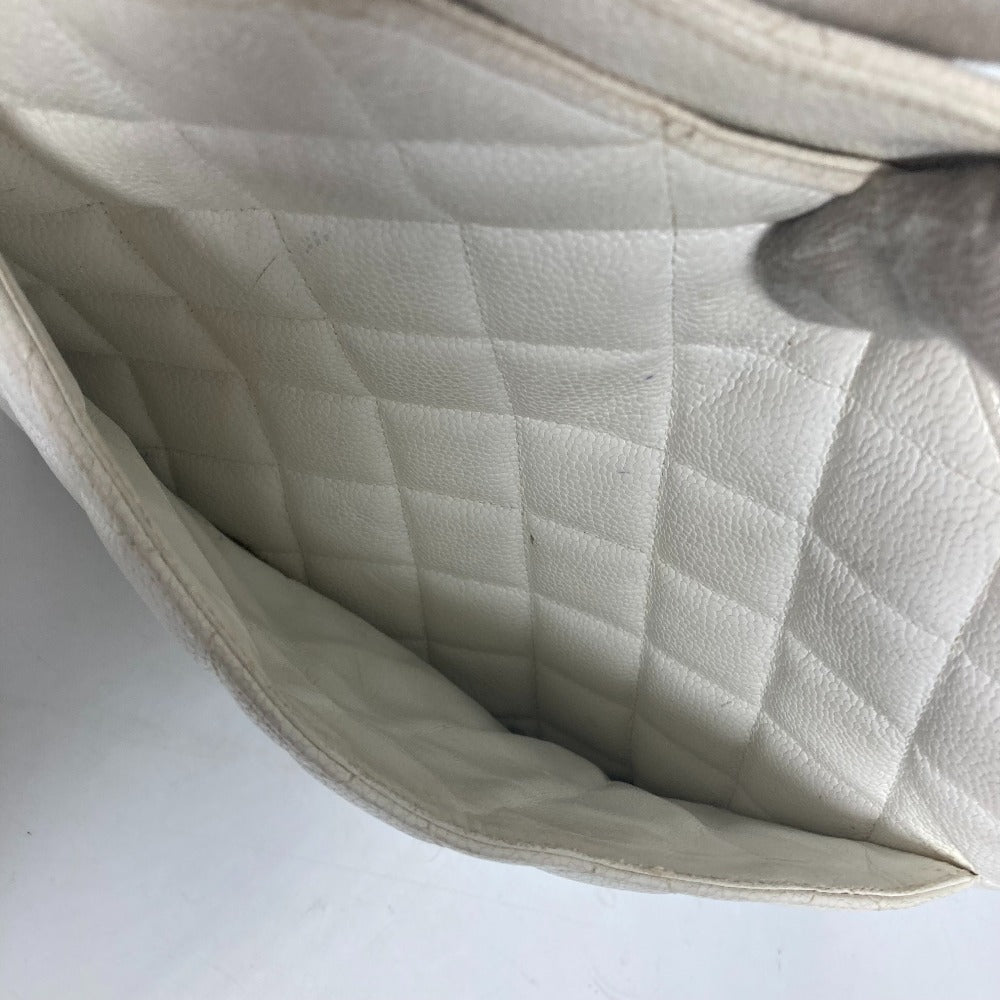 CHANEL A01804 กระเป๋าสะพายข้าง Quilted Matelasse CC โลโก้ Coco Reissue Tote ทรงกระเป๋าโท้ทหนังคาเวียร์สีขาวสำหรับผู้หญิง
