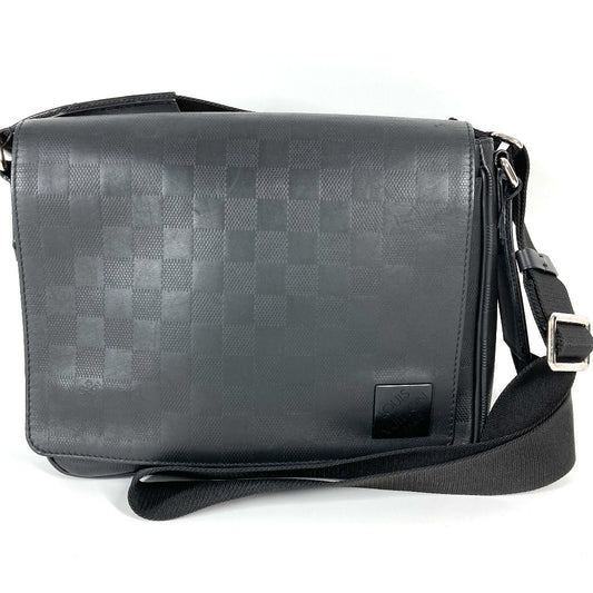 LOUIS VUITTON N42711 ダミエアンフィニ ディストリクト PM NV3 斜め掛け カバン フラップ メッセンジャーバッグ ショルダーバッグ ダミエアンフィニレザー ユニセックス ノワール ブラック