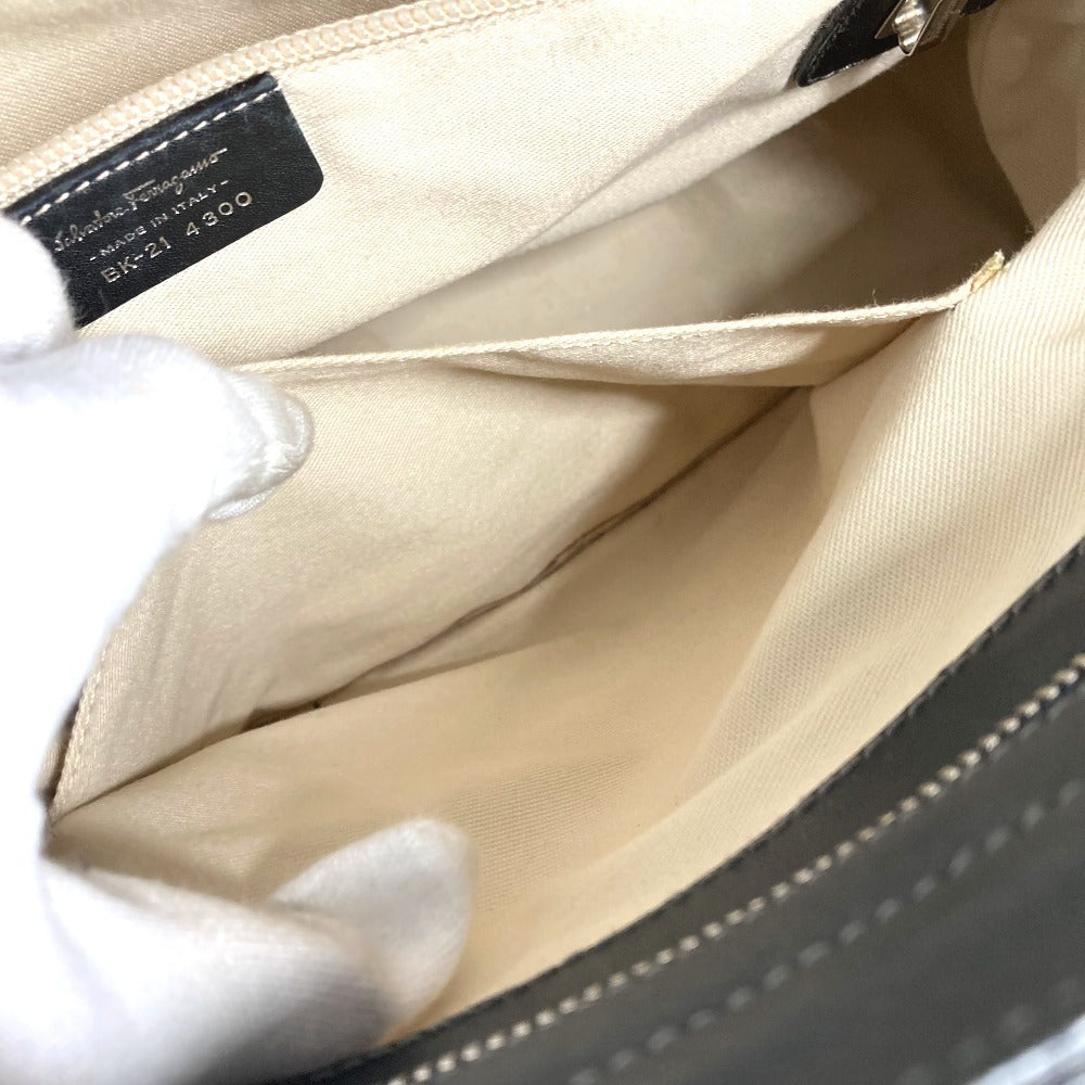Salvatore Ferragamo ロゴ カバン トートバッグ 肩掛け ショルダーバッグ レザー ユニセックス ブラック