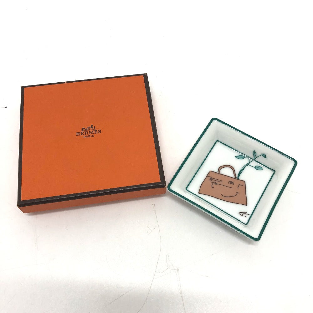 HERMES Kelly Doll Ashtray, Mini Tray, Small Item Holder, Ceramic Ashtray, Unisex, White