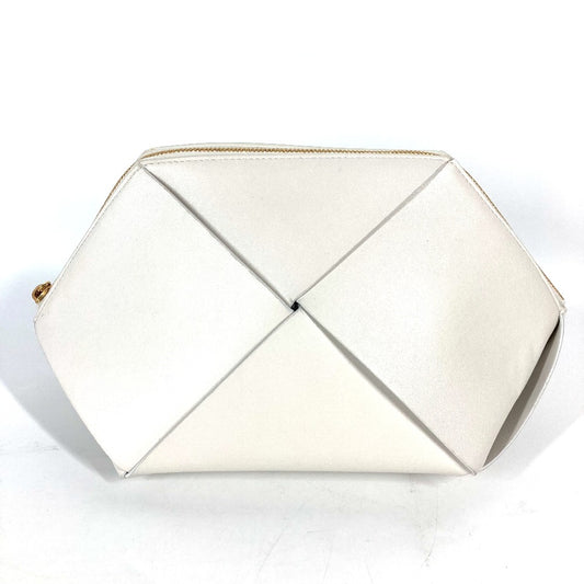 BOTTEGA VENETA 666696 Maxi Intrecciato Chalk Clutch Bag/Pouch in Leather, White