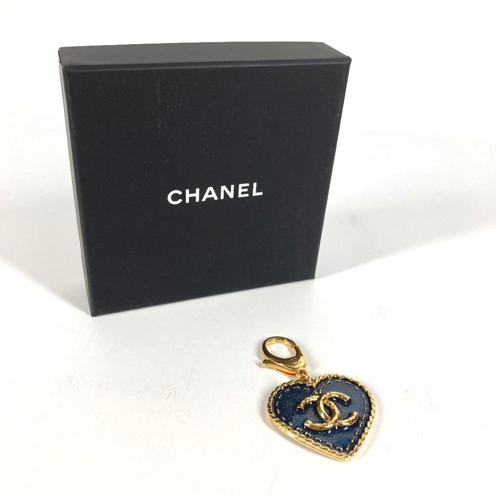 CHANEL ABC827 24P ハート CC ココマーク ロゴ デニム バッグチャーム キーホルダー メタル レディース ブルー