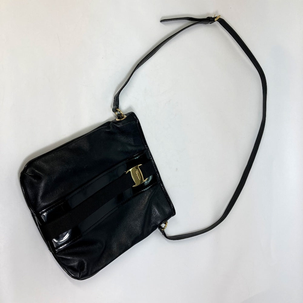 Salvatore Ferragamo EE-21-E196 Vara Patent Leather Crossbody Flat Bag Shoulder Bag in Black