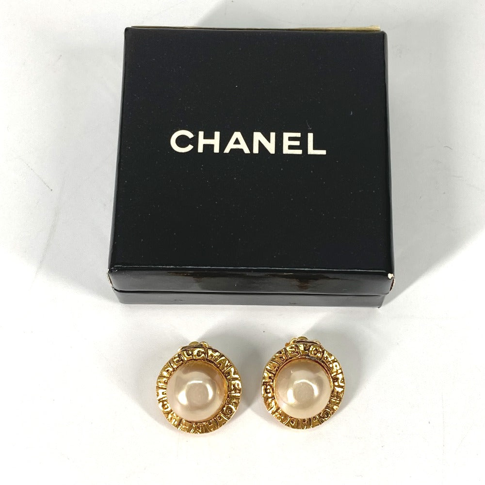 CHANEL ヴィンテージ ラウンドロゴ フェイクパール アクセサリー イヤリング メタル レディース ゴールド