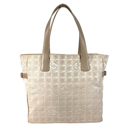 CHANEL A15825 ニュートラベルラインGM ニュートラベルライン GM トートバッグ 肩掛け カバン ショルダーバッグ ナイロンキャンバス/レザー ユニセックス ベージュ