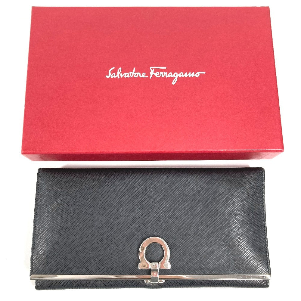 Salvatore Ferragamo Gancini Logo Long Wallet in Black Leather, Unisex