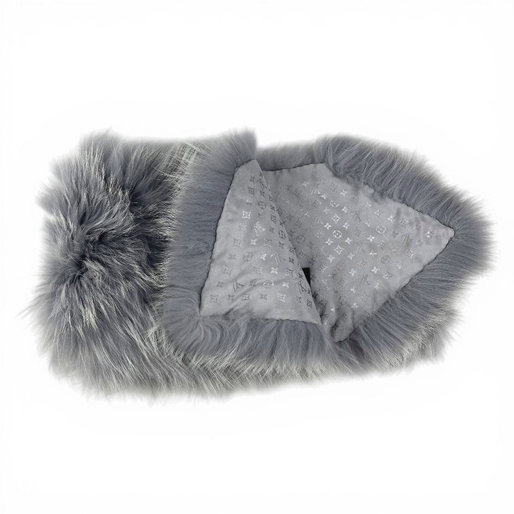 LOUIS VUITTON M75100 Tippet Accessory Logo Fur Scarf Fox Women's Light Blue