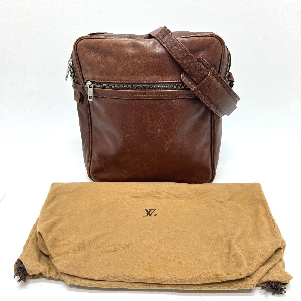 LOUIS VUITTON M92359 Diffiel Clarkson Shoulder Bag, Leather, Men's, Cafe Brown