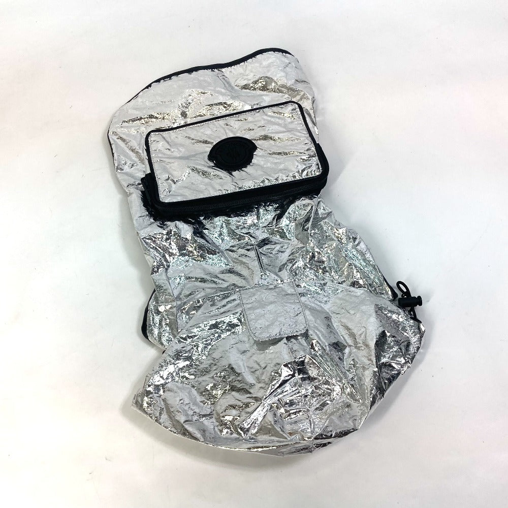 MONCLER Poldo Dog Coutureマント ドッグウェア 犬服 ロゴ コート ペット 服 アパレル 雑貨 ユニセックス シルバー
