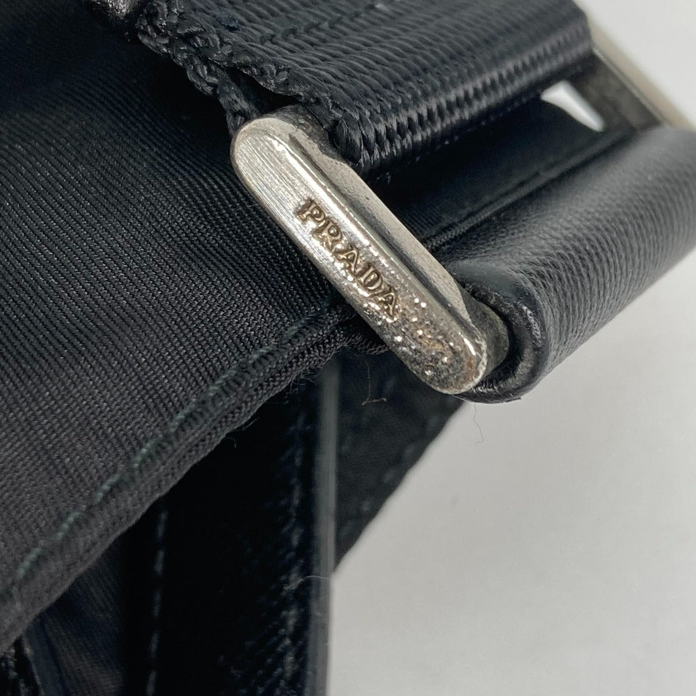 PRADA 斜め掛け ポシェット カバン トライアングルロゴ 三角ロゴ プレート フラット ショルダーバッグ ナイロン レディース ブラック