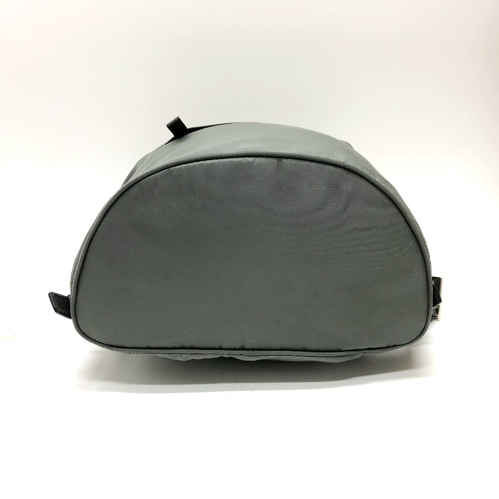 PRADA BZ0032 トライアングルロゴ バックパック カバン リュックサック レザー レディース グレー