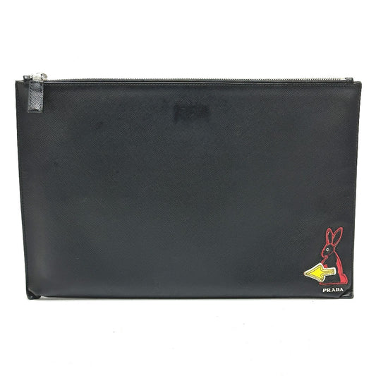 PRADA 2NG001 ロゴ ラビット カバン クラッチバッグ サフィアーノレザー メンズ ブラック