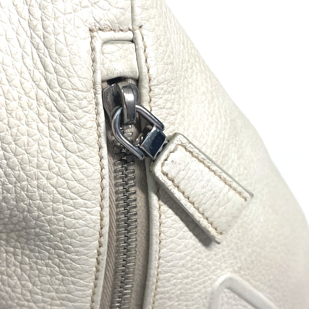 PRADA 2VZ098 トライアングルロゴ 三角ロゴ クロス ヴィッテロダイノレザーバッグ ショルダーバッグ カバン ボディバッグ レザー メンズ オフホワイト ホワイト