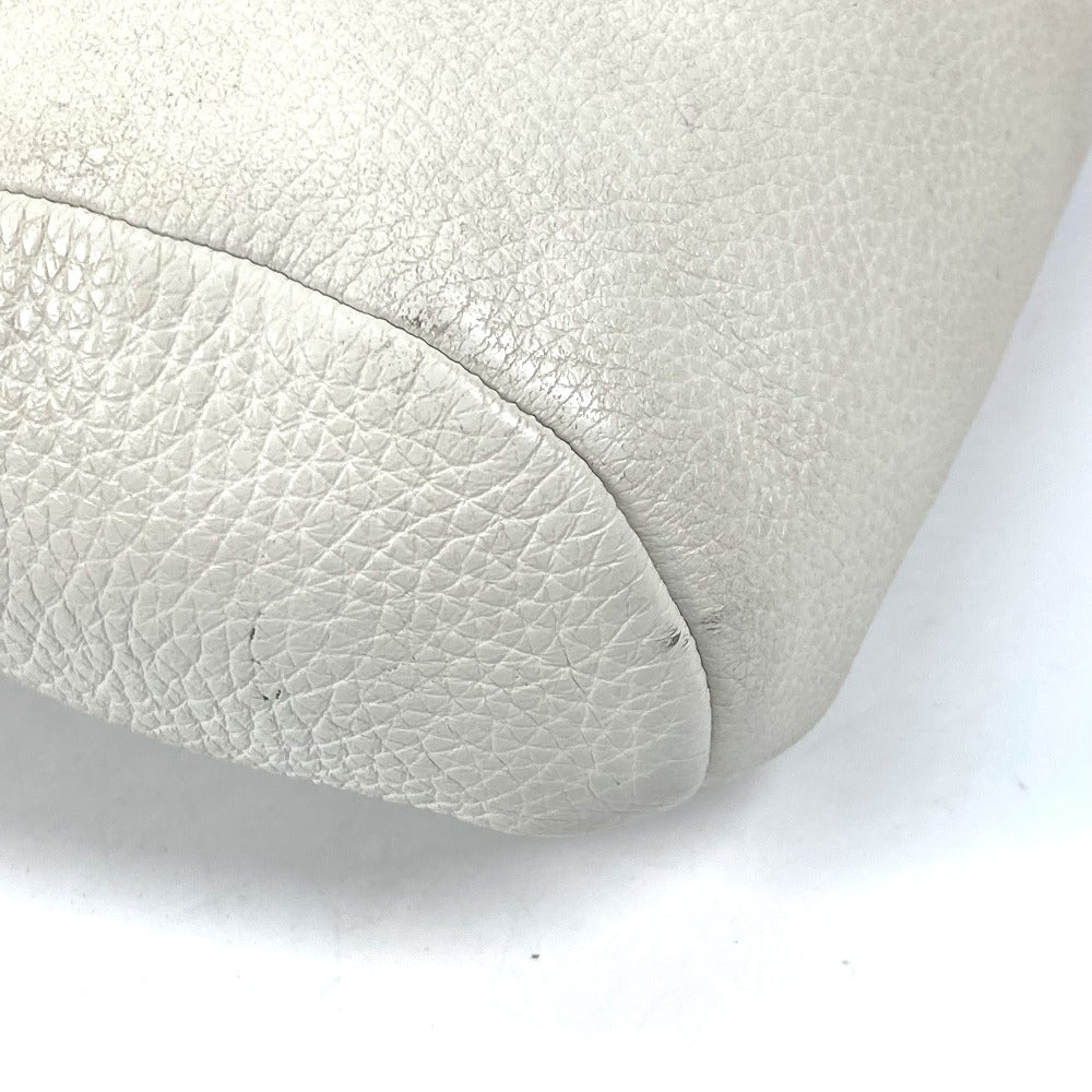 PRADA 2VZ098 トライアングルロゴ 三角ロゴ クロス ヴィッテロダイノレザーバッグ ショルダーバッグ カバン ボディバッグ レザー メンズ オフホワイト ホワイト