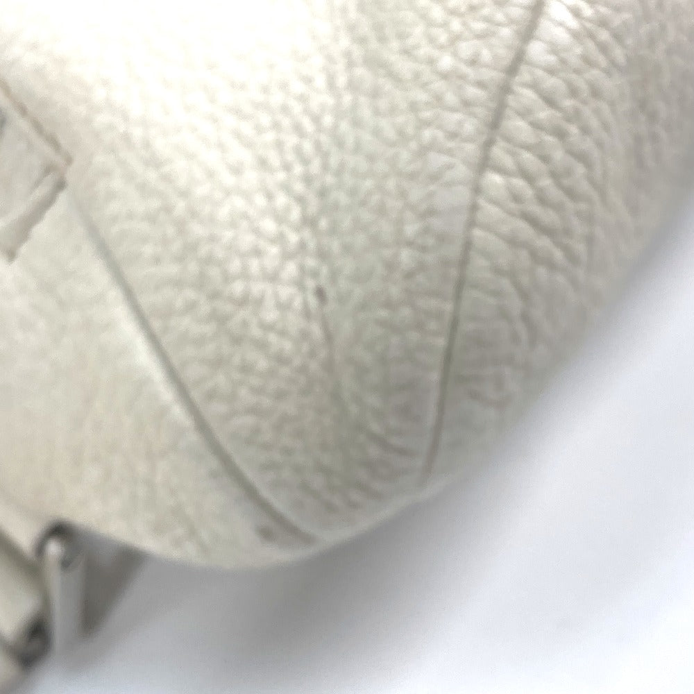 PRADA 2VZ098 トライアングルロゴ 三角ロゴ クロス ヴィッテロダイノレザーバッグ ショルダーバッグ カバン ボディバッグ レザー メンズ オフホワイト ホワイト