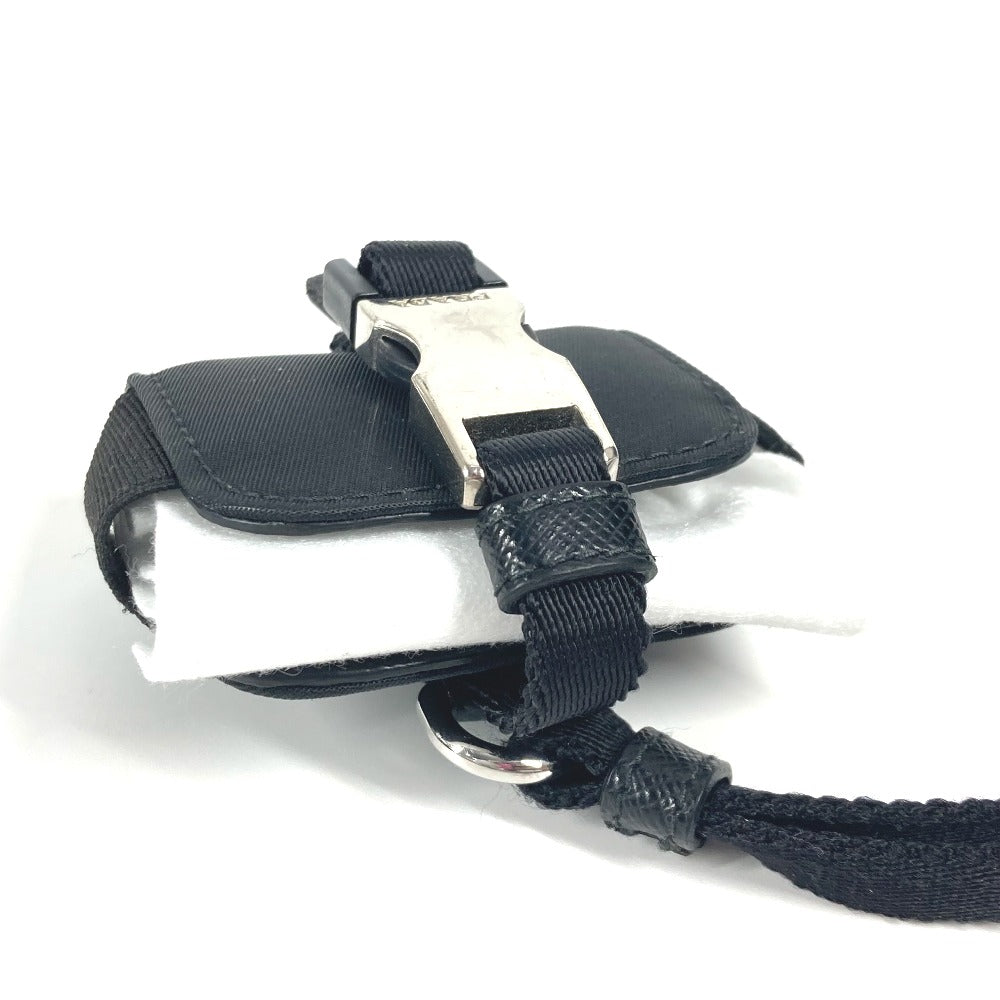 PRADA ストラップ付 トライアングルロゴ 三角ロゴ プレート airpodsケース エアポッズケース イヤフォンケース ナイロン ユニセックス ブラック