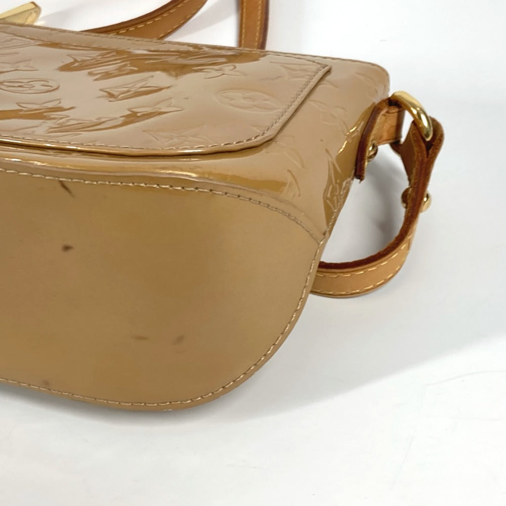 LOUIS VUITTON M91508 Monogram Vernis Minna Street Crossbody Pochette Shoulder Bag in Beige Noisette