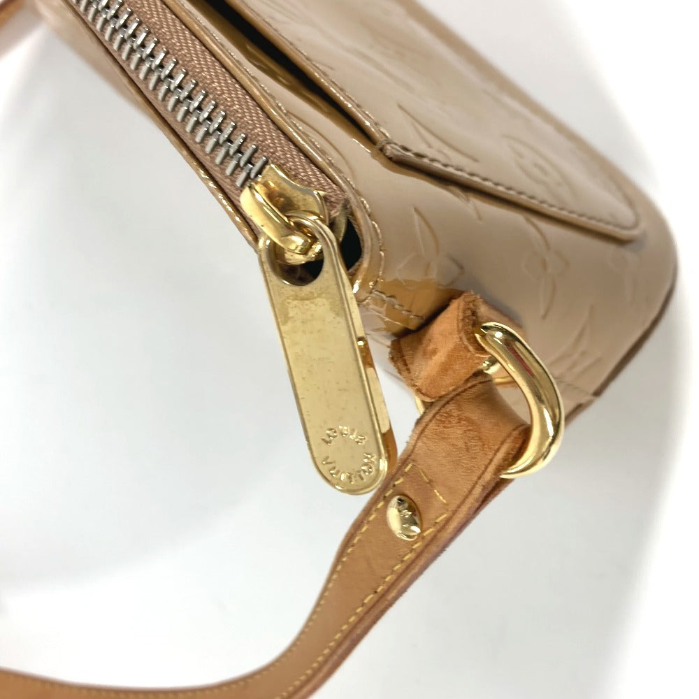 LOUIS VUITTON M91508 Monogram Vernis Minna Street Crossbody Pochette Shoulder Bag in Beige Noisette