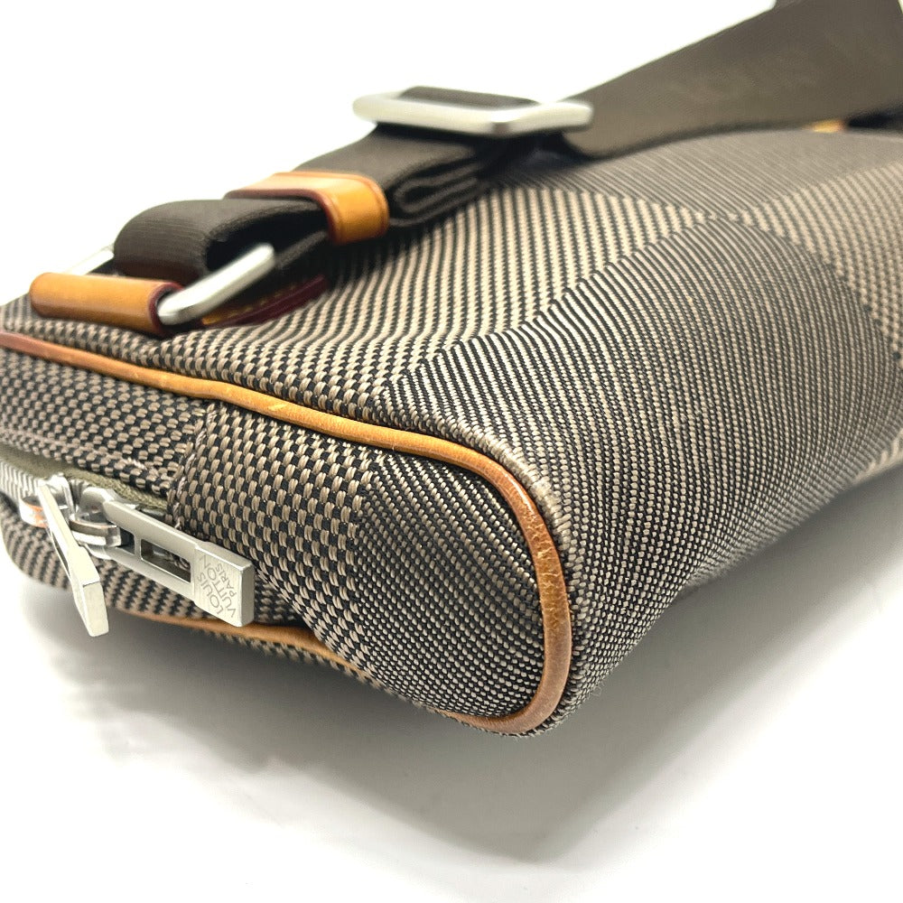 LOUIS VUITTON M93619 アクロバット ボディバッグ ウエストバッグ バッグ ウエストバッグ ダミエジェアンキャンバス メンズ カーキ グリーン