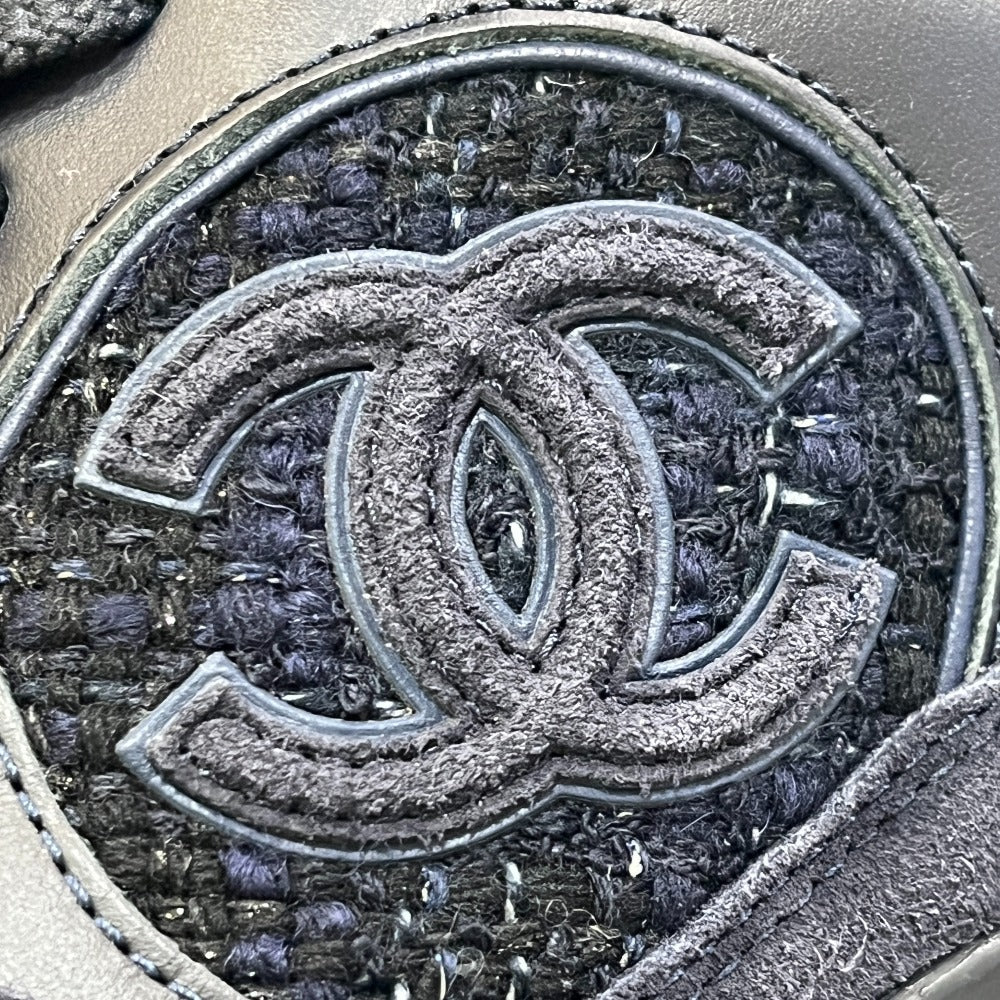 CHANEL G39066 CC Mark Tweed Shoes Low-cut sneakers tweed / suede blue Used