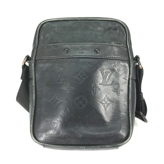 LOUIS VUITTON M43681 モノグラムシャドウ ダヌーブPM ポシェット 斜め掛け ショルダーバッグ レザー メンズ ブラック