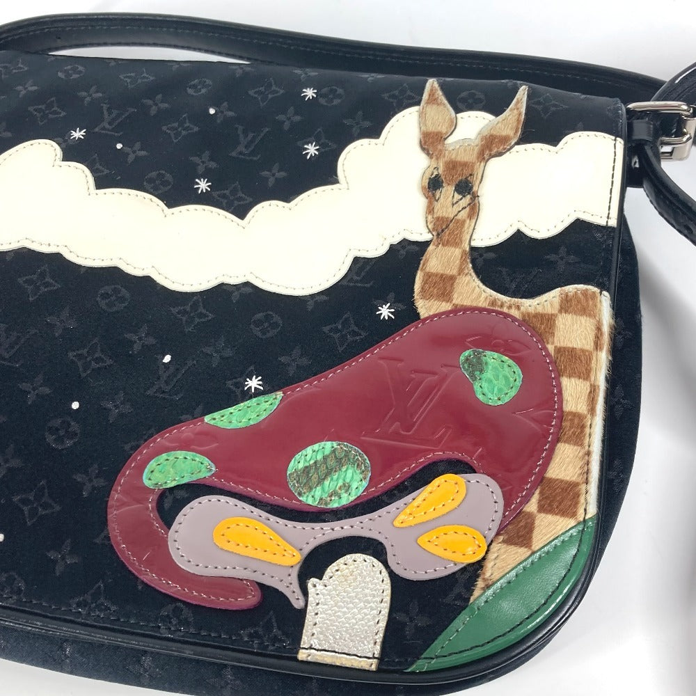 LOUIS VUITTON M92273 モノグラムサテン コント ドゥ フェ ミュゼット 斜め掛け フラップ カバン ポシェット ショルダーバッグ モノグラムサテンキャンバス レディース ブラック