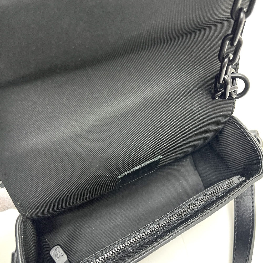 LOUIS VUITTON M81783 スティーマー ウェアラブル ウォレット ショルダーバッグ モノグラムエクリプスキャンバス ユニセックス ブラック
