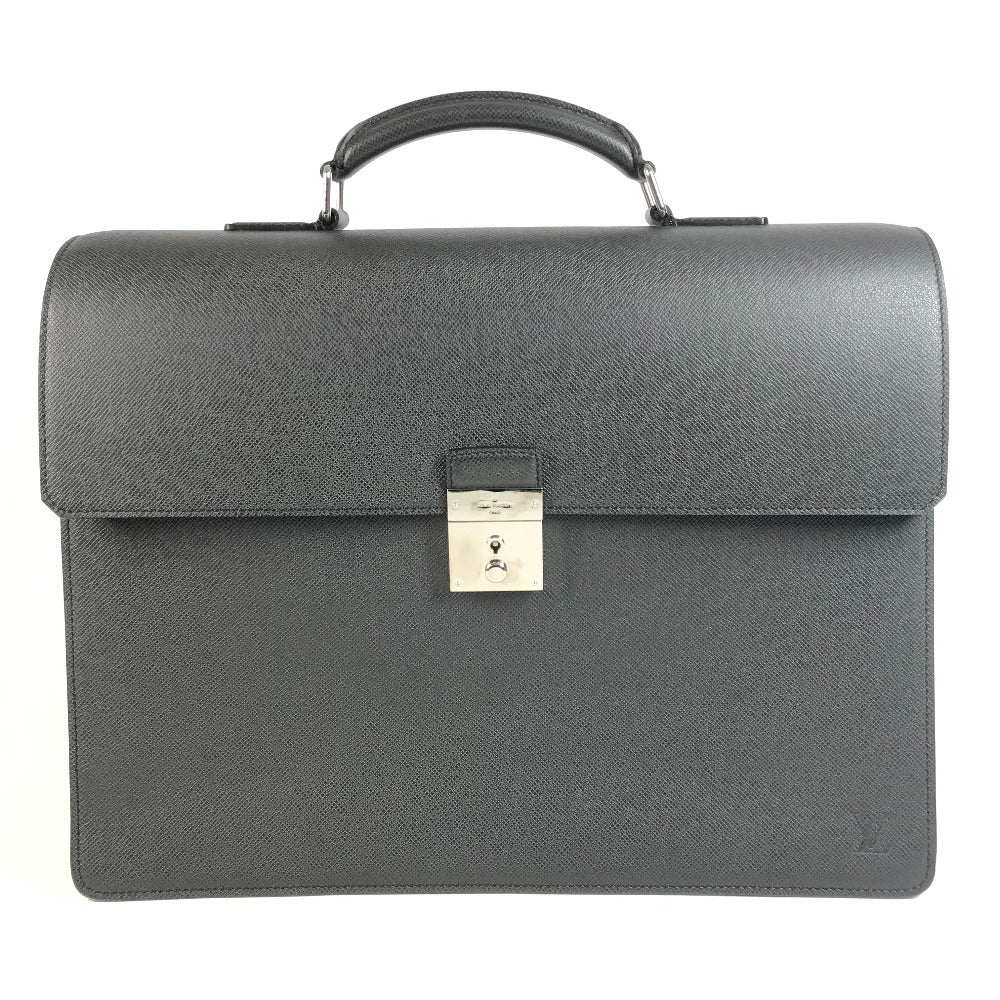 LOUIS VUITTON M32742 Taiga Neo Robusto 3 นีโอ โรบัสโต 3 กระเป๋าถือ กระเป๋าเอกสาร กระเป๋าธุรกิจ หนังไทก้า ผู้ชาย สี Ardoise (ดำ)
