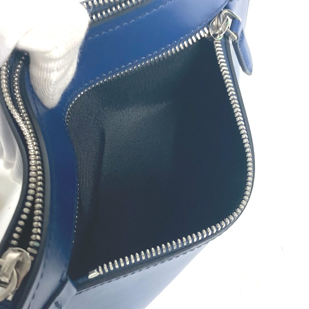 Salvatore Ferragamo ガンチーニ カバン ポーチ ストラップ付 クラッチバッグ レザー メンズ ブルー