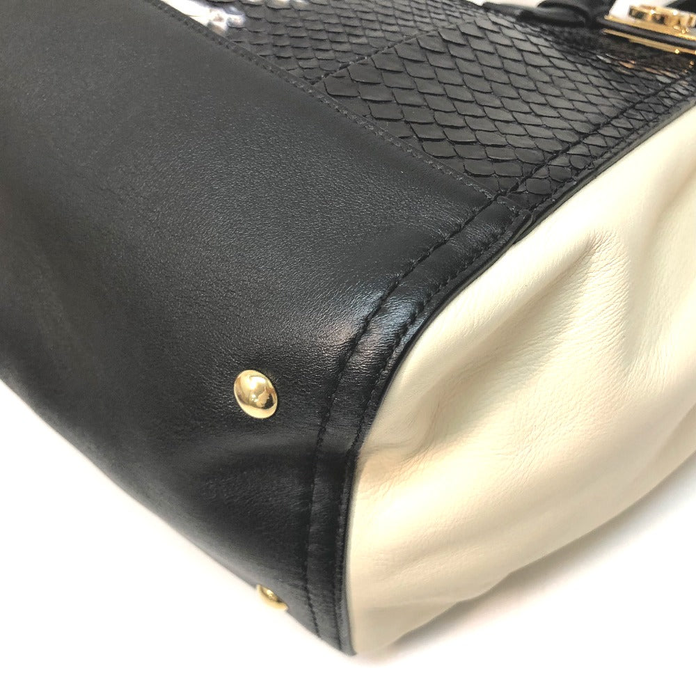 Salvatore Ferragamo ガンチーニ ショルダーバッグ カバン ハンドバッグ レディース ブラック