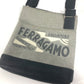 Salvatore Ferragamo ロゴ ポシェット カバン 斜め掛け ショルダーバッグ コーティングキャンバス ユニセックス グレー