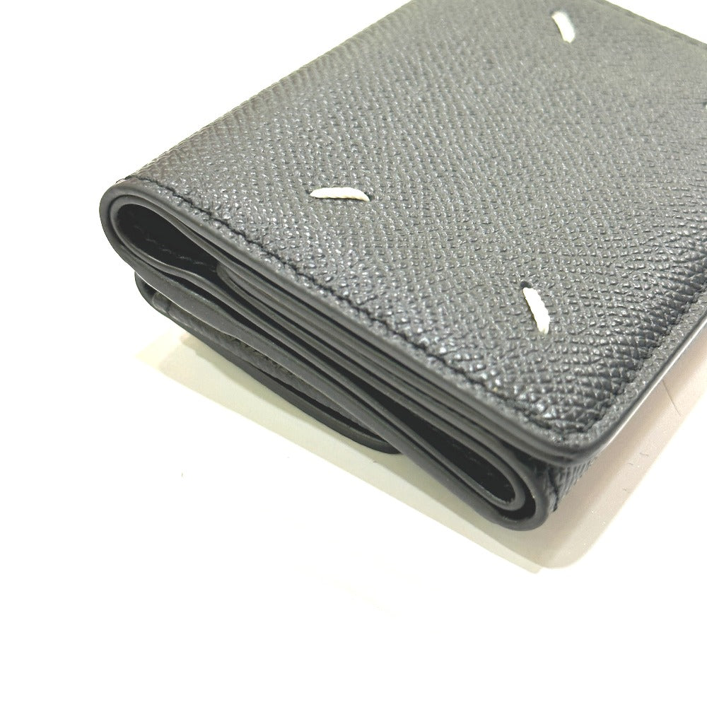 Maison Margiela SA2UI0005 Stitch Compact Wallet, Short Tri-fold Leather Wallet, Women's, Black