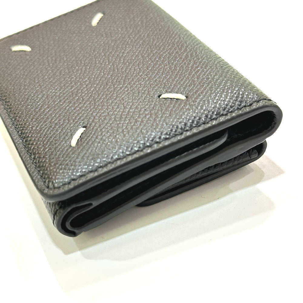 Maison Margiela SA2UI0005 Stitch Compact Wallet, Short Tri-fold Leather Wallet, Women's, Black