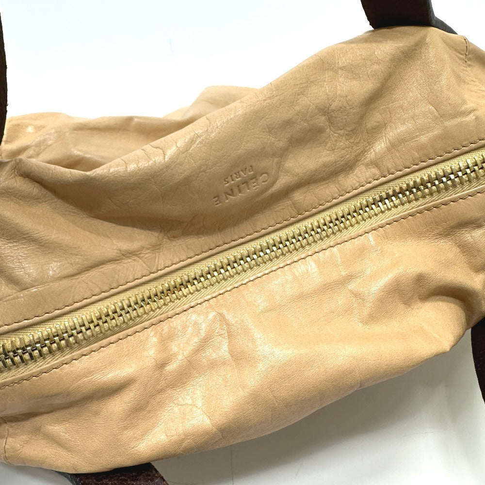 CELINE Women's Padded Shoulder Bag/Handbag in Beige Leather