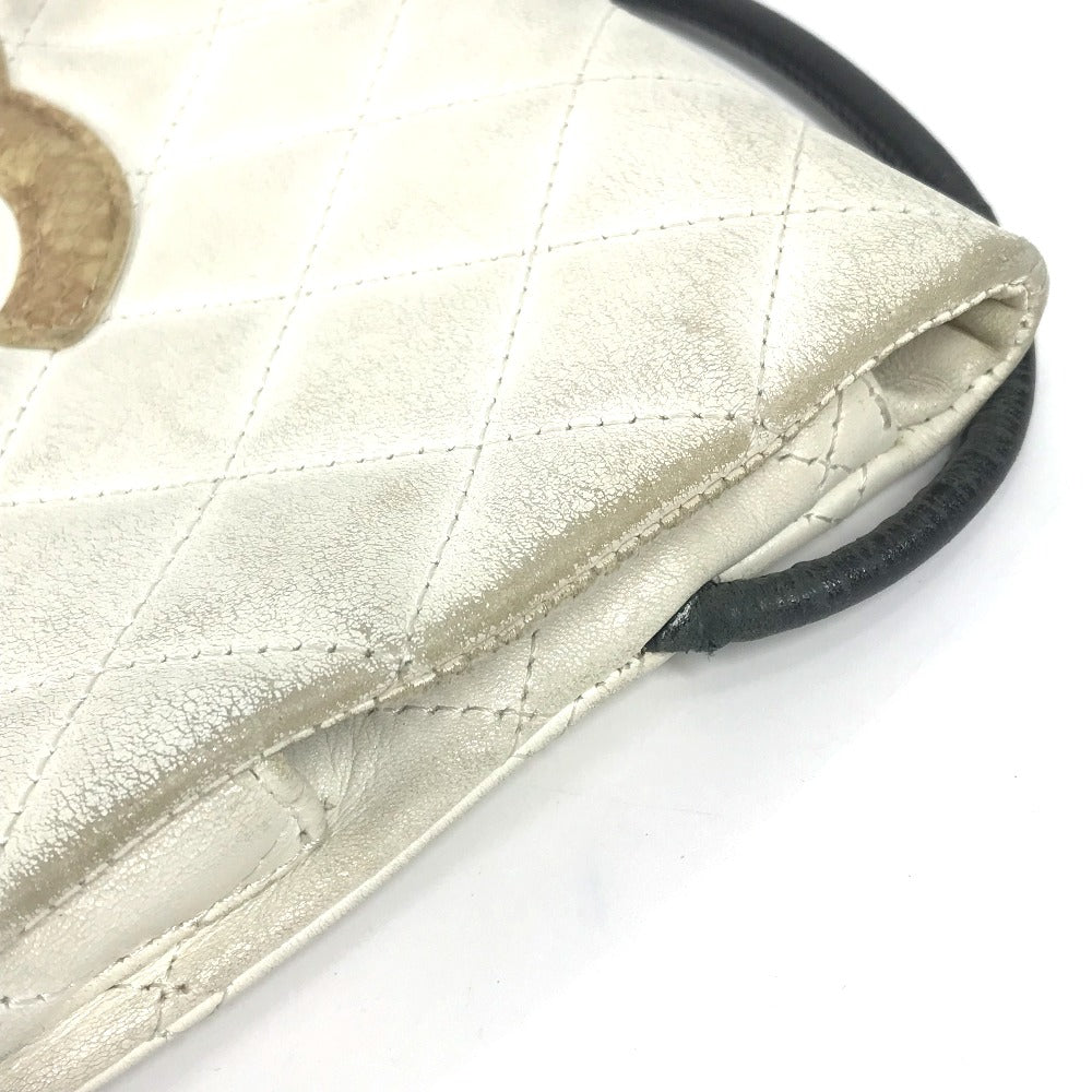 CHANEL カンボンライン CC ココマーク 斜め掛け カバン ポシェット フラップ ショルダーバッグ レザー ユニセックス ホワイト