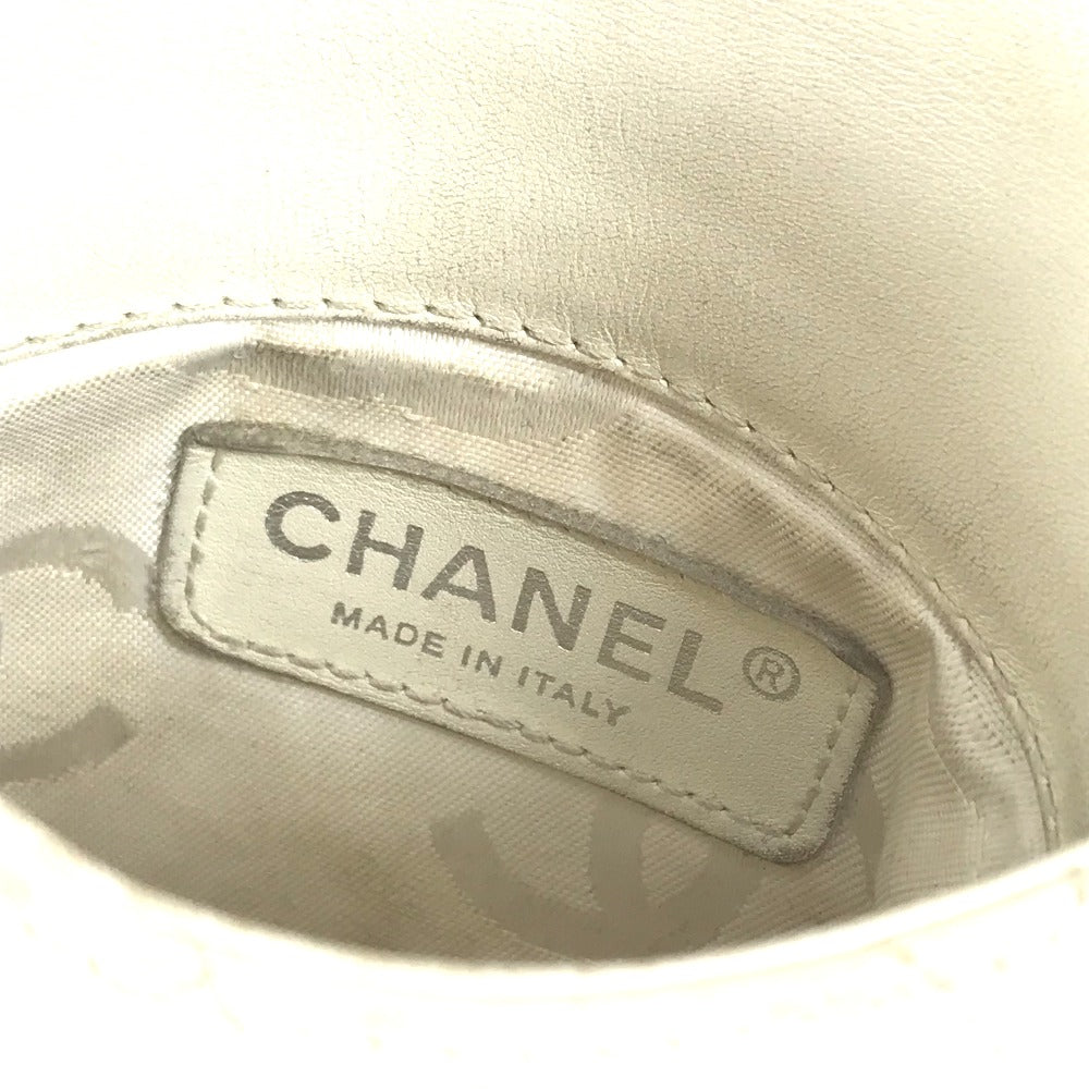 CHANEL カンボンライン CC ココマーク 斜め掛け カバン ポシェット フラップ ショルダーバッグ レザー ユニセックス ホワイト