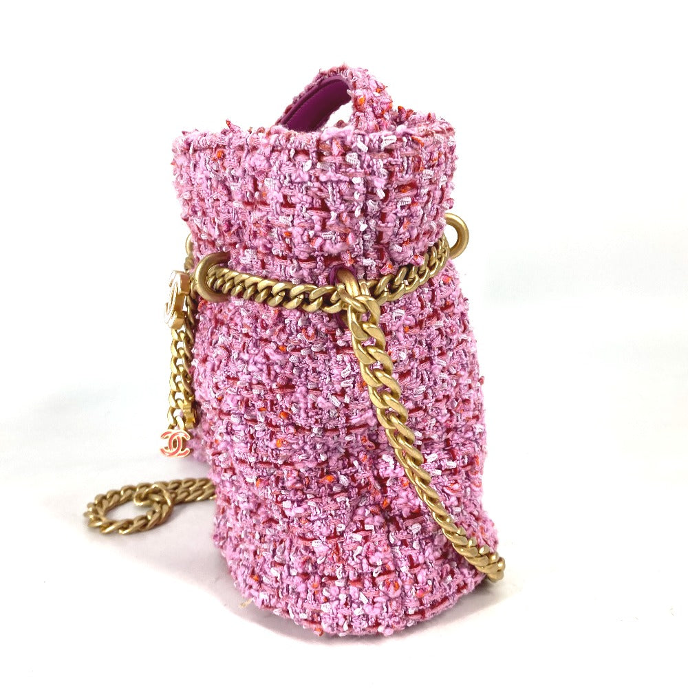 CHANEL 2022SS CC Coco Mark Chain Bucket-Shaped Crossbody Pochette 2-Way Handbag/Shoulder Bag in Tweed, Pink