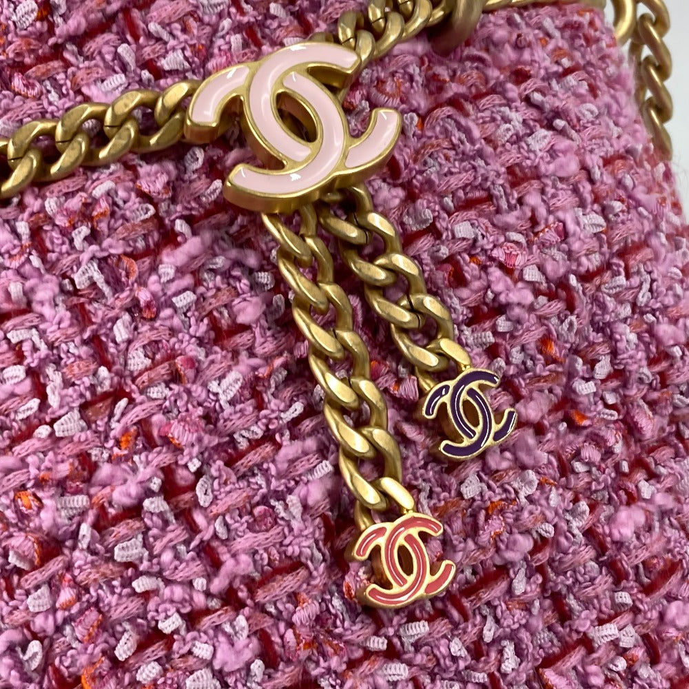 CHANEL 2022SS CC Coco Mark Chain Bucket-Shaped Crossbody Pochette 2-Way Handbag/Shoulder Bag in Tweed, Pink