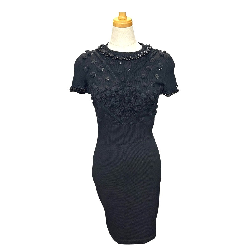 CHANEL P36973 Jeweled Short Sleeve Knit Dress, Crew Neck, Knee-Length, Wool, Black