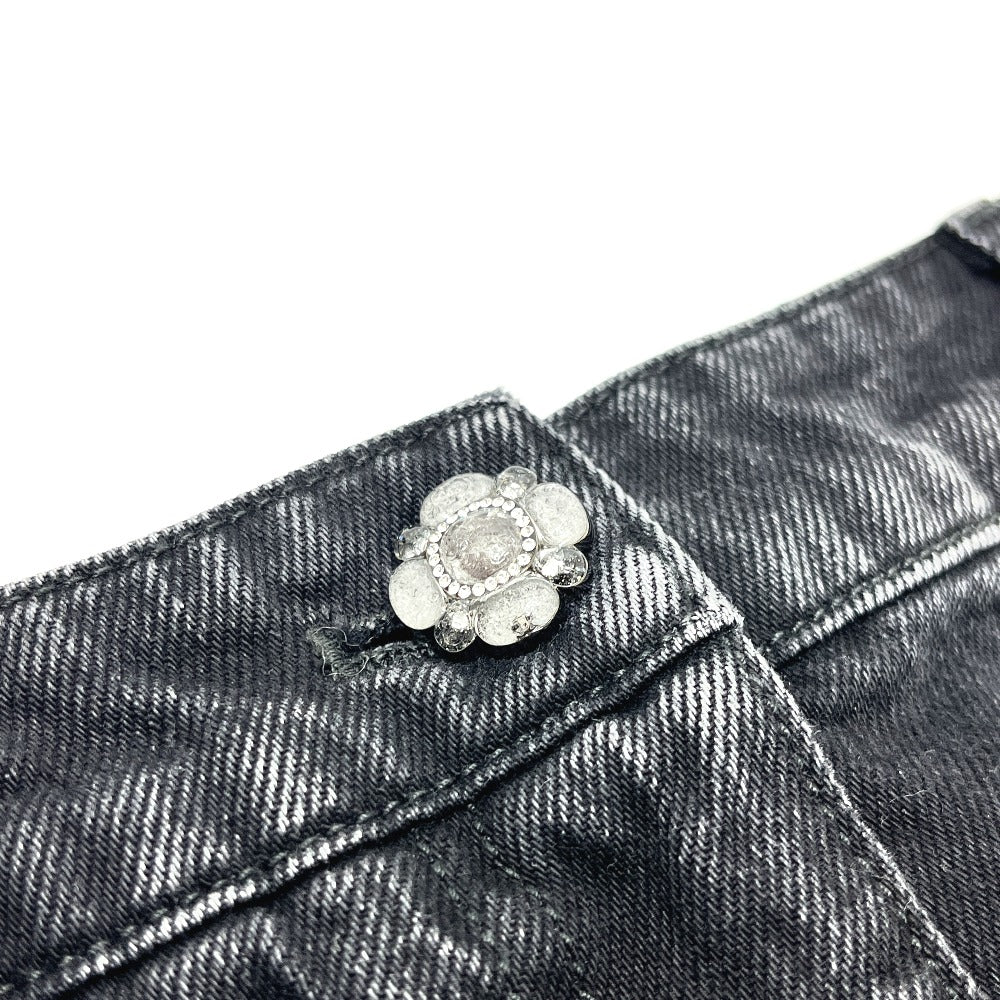 CHANEL P77640V69611 Spring/Summer 2023 (SS23) Camellia Jewel Button 3/4 Length Denim Pants, Cotton, Women's, Black