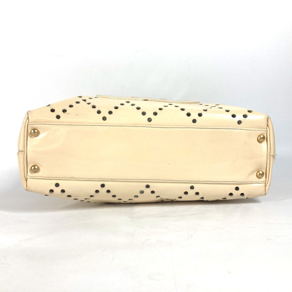 CHANEL カバン トートバッグ 肩掛け CC ロゴ パンチング チェーン ショルダーバッグ エナメル レディース アイボリー - brandshop-reference