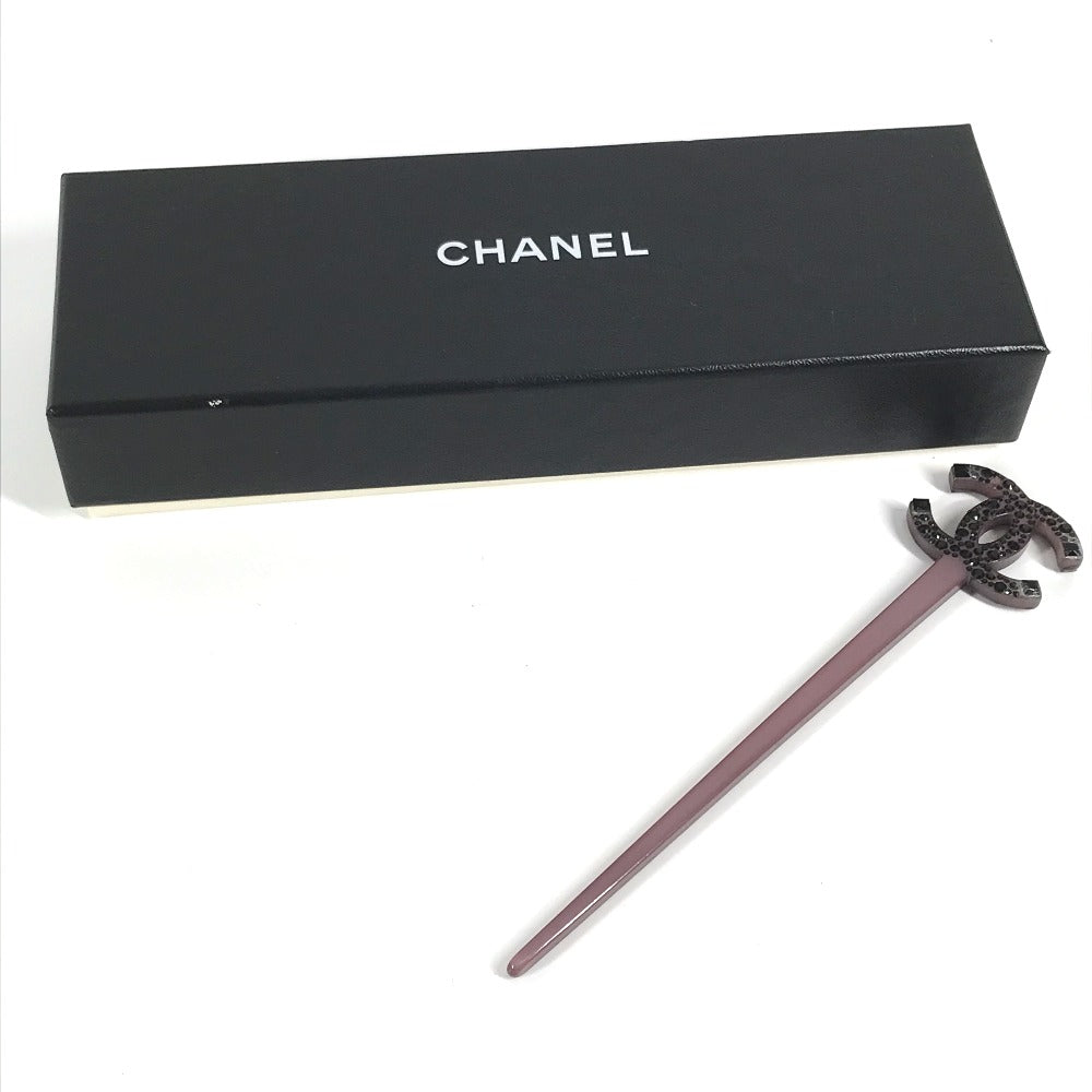CHANEL CC Coco Mark Stone Kanzashi Hair Pick Hairpin Plastic Hair Accessory for Women Purple