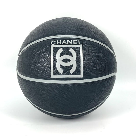 CHANEL CCココマーク スポーツライン バスケットボール インテリア スポーツ ボール 雑貨 ゴム ユニセックス ブラック