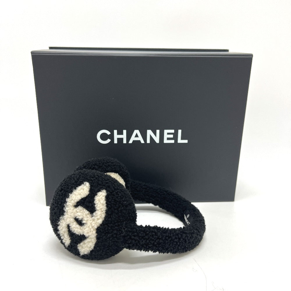 CHANEL 25B デカココ ココマーク バイカラー アパレル小物 イヤーマフ ファー レディース ブラック