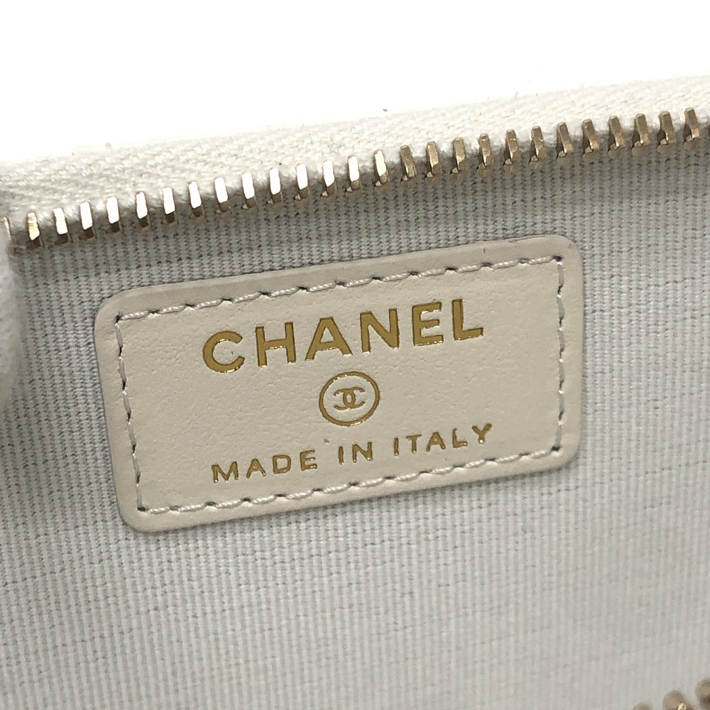 CHANEL AP4661 Cruise Collection CC Mark CC Logo Wallet Coin Compartment coin purse Fragment Case Zip Compact Wallet Card Case Caviar Leather White Used