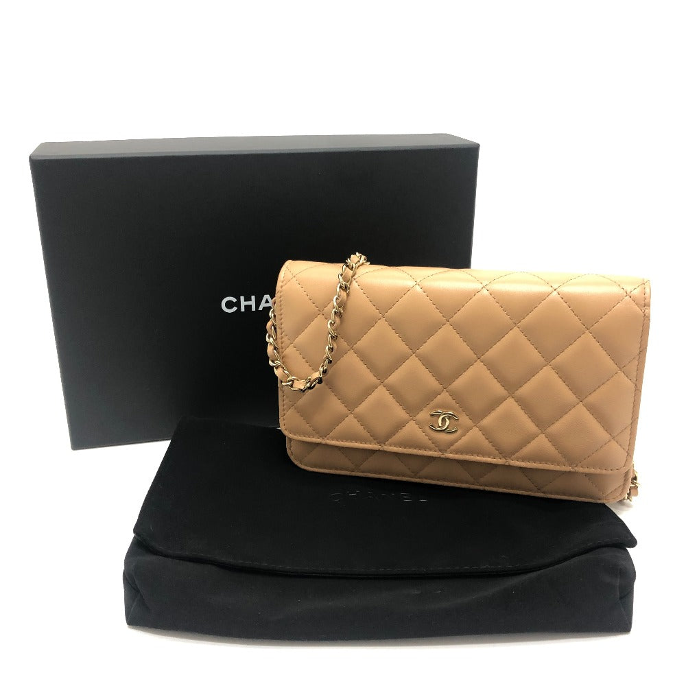 CHANEL AP0250 マトラッセ ココマーク クラシック チェーンウォレット カバン ショルダーバッグ ラムスキン レディース ベージュ