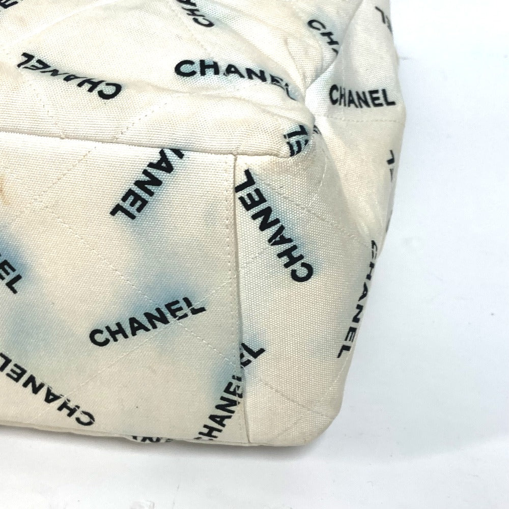 CHANEL トートバッグ 総ロゴ Wチェーン チェーンバッグ カバン 肩掛け ショルダーバッグ キャンバス レディース ホワイト